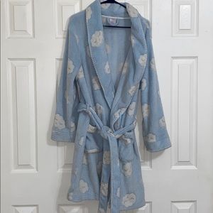 Baby blue cloud bath robe